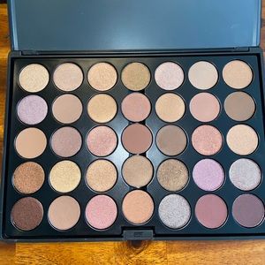 java eyeshadow collection palette